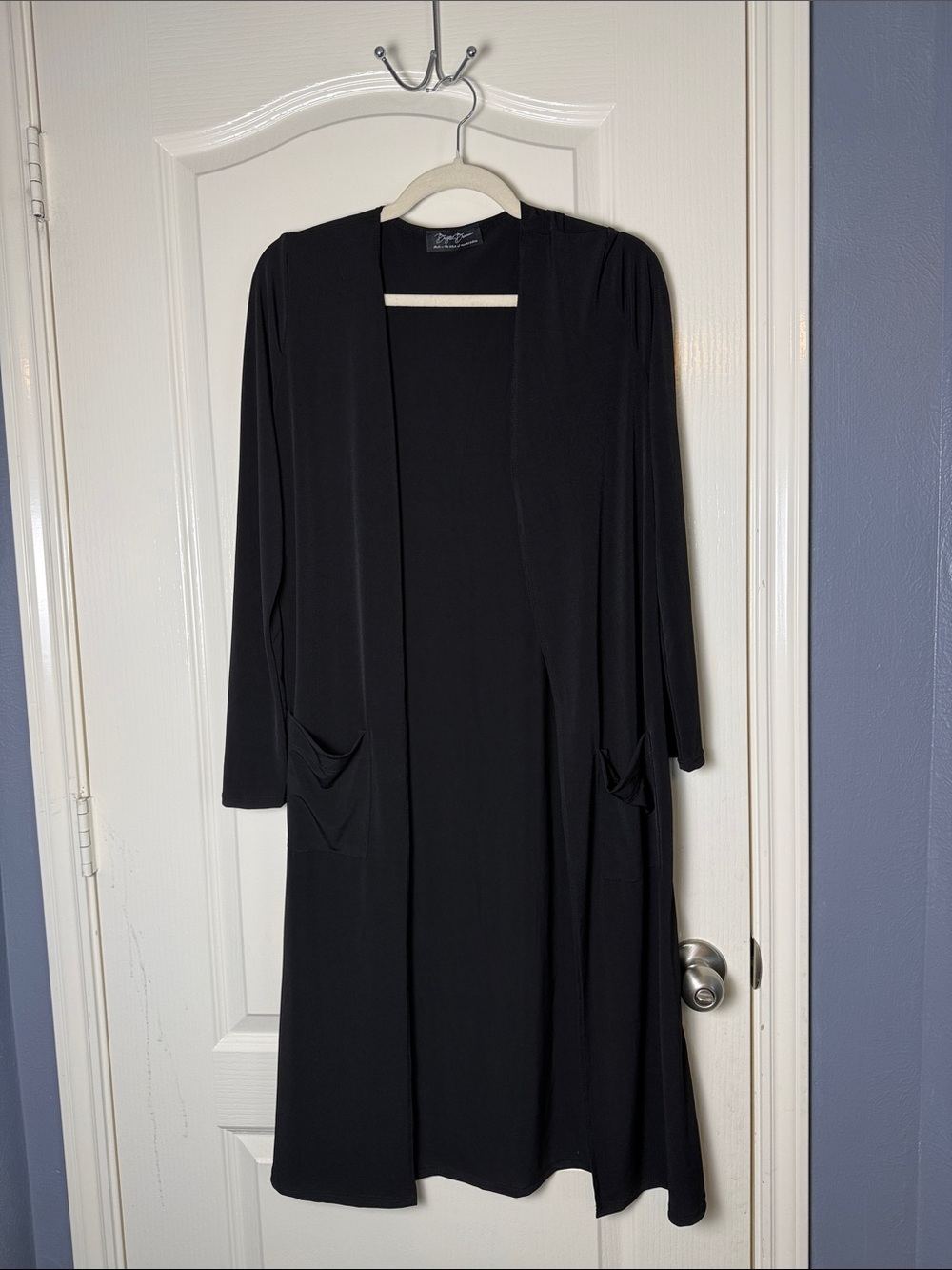 BRIGITTE BRIANNA BLACK LONG LIFESTYLE CARDIGAN - Picture 2 of 4